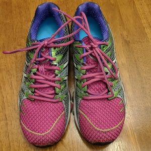 Asics Women's Gel-Kinsei Size 9.5